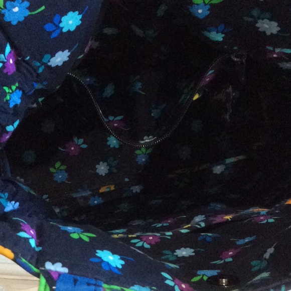 VERA BRADLEY BAG - Picture 3 of 6